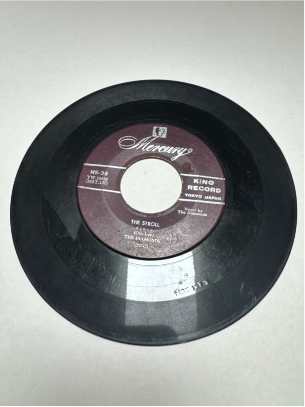 The Diamonds Mercury Vinyl 45 RPM Record The Stroll / Land of Beauty “Japan”